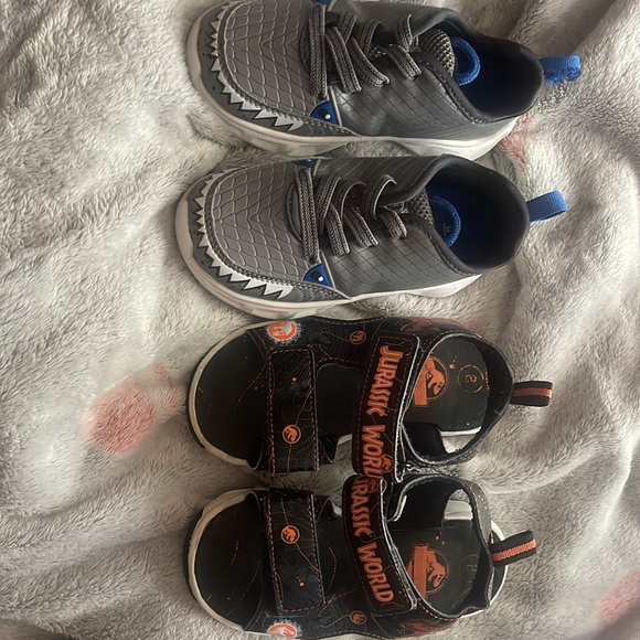Jurassic Park boys Light-up Sandals & Carter’s light up gym shoes. (Both work) - Picture 2 of 10